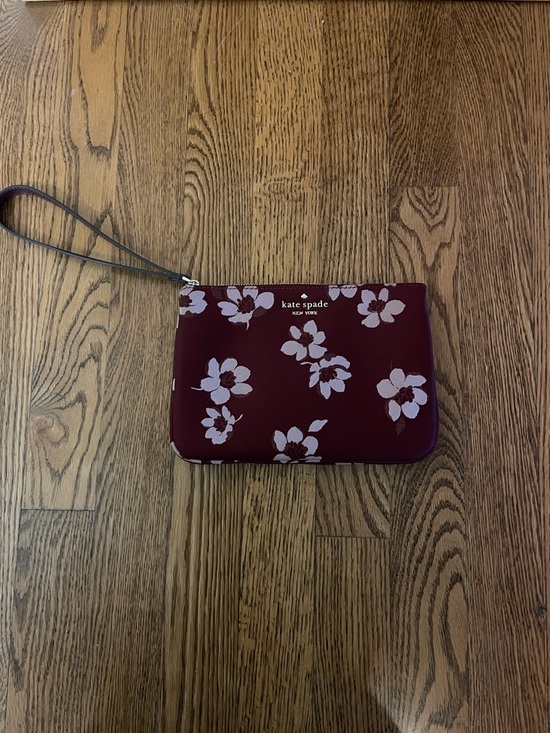 kate spade Handbags - kate spade Floral Wristlet Clutch in Burgundy with Light Pink Flowers